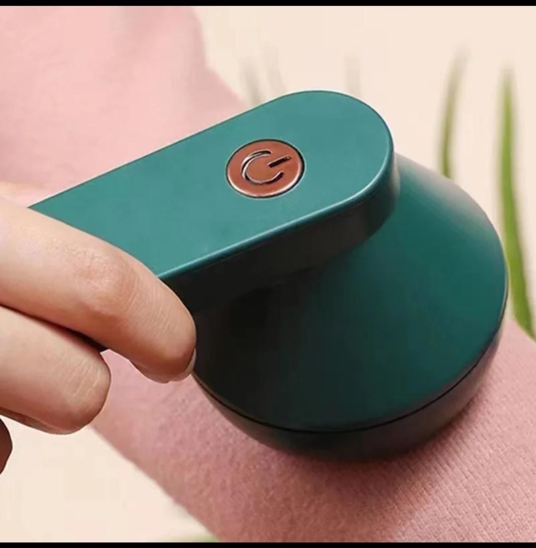 Rechargeable Fabric Lint Remover